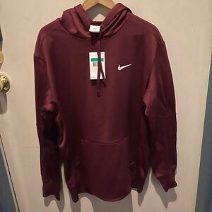 Nike Men's Therma Fit Burgundy Hoodie Sweater